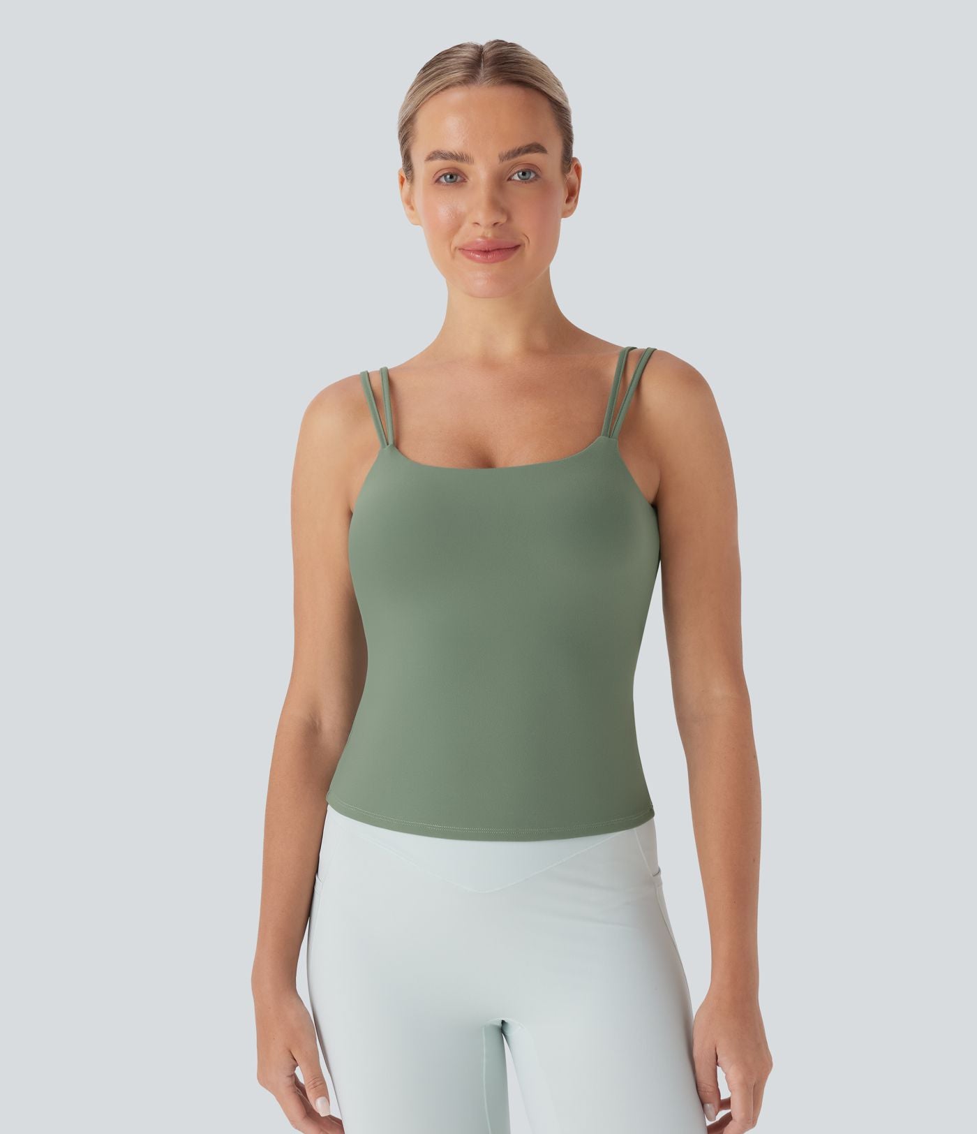Débardeur de yoga dos nu à bretelles doubles et design torsadé