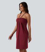 Robe mini dos nu à bretelles, brassière intégrée et poches