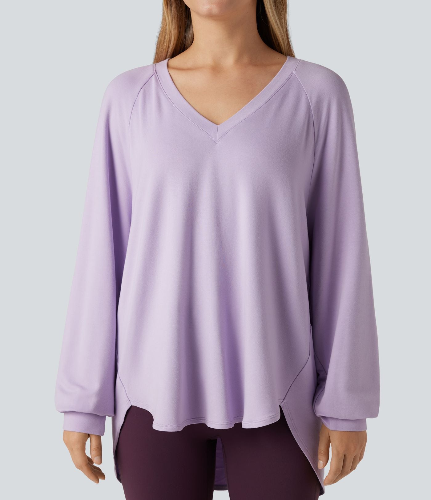 Sweat-shirt col V manches longues ourlet asymétrique