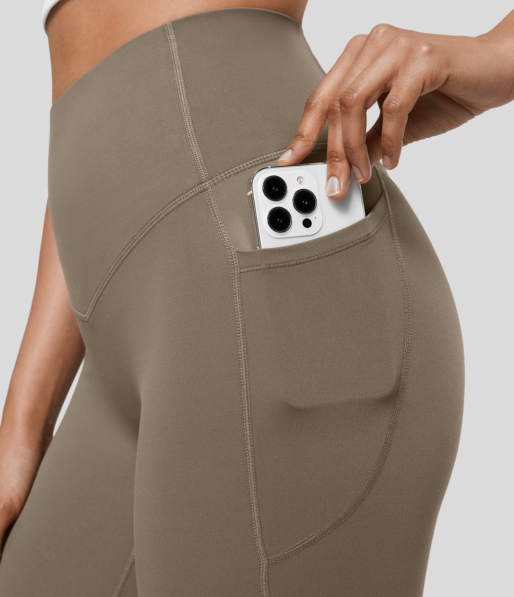 Short cycliste 17,5 cm d'entraînement gainant taille haute avec poches Halara UltraSculpt™
