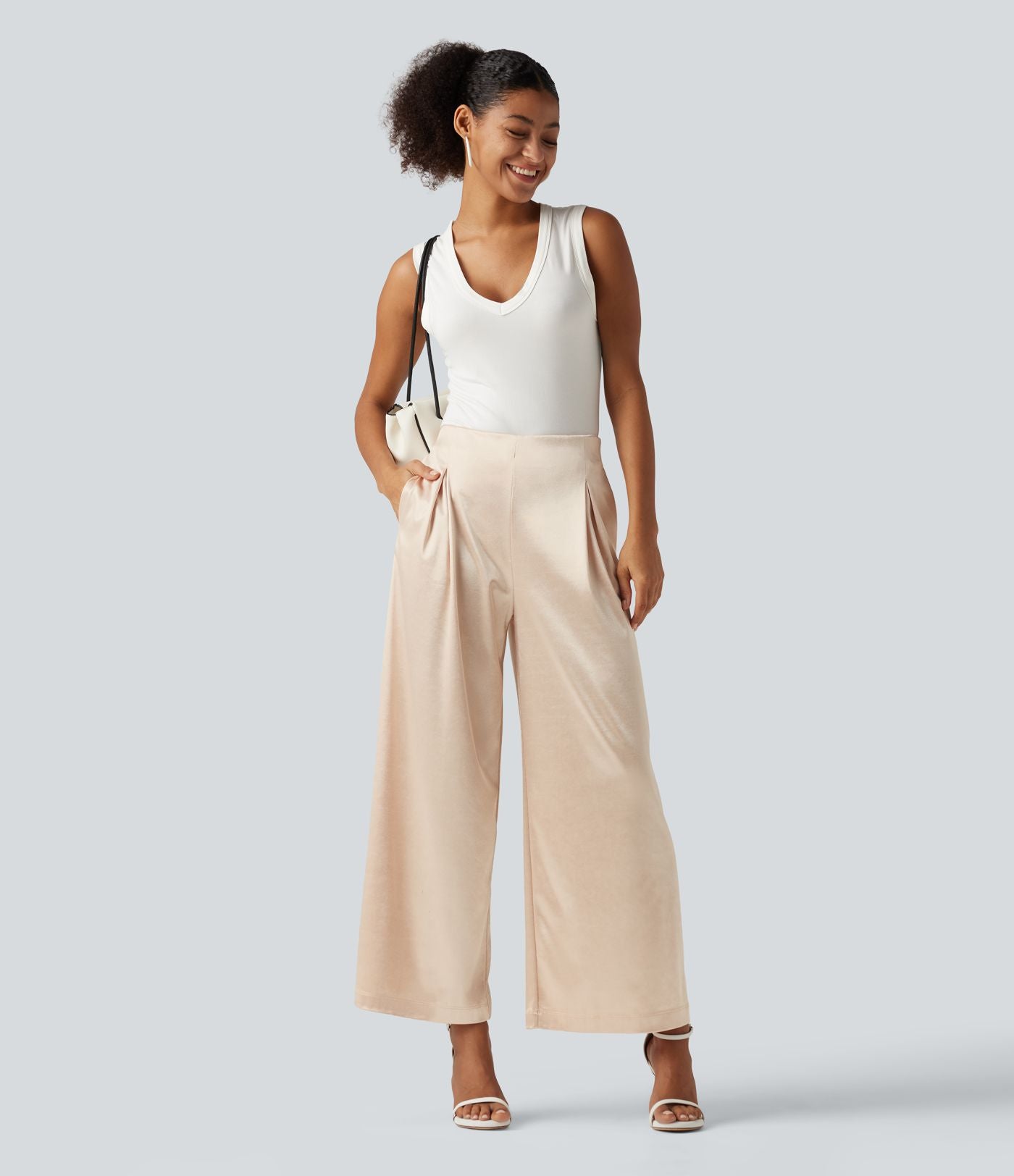 Pantalon habillé large taille haute en satin avec poches