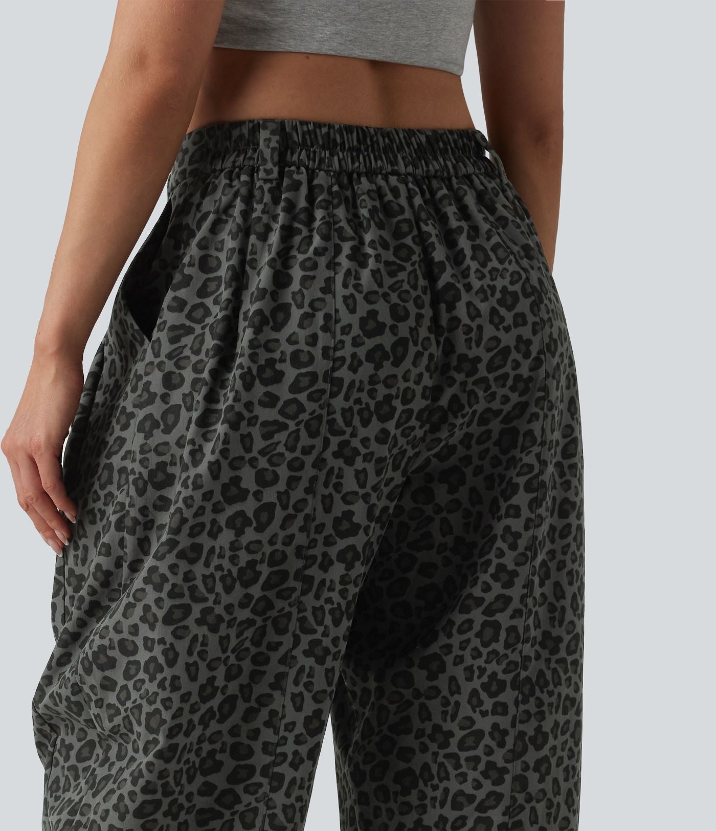 Pantalon léopard décontracté taille mi-haute et jambes fuselées avec poches