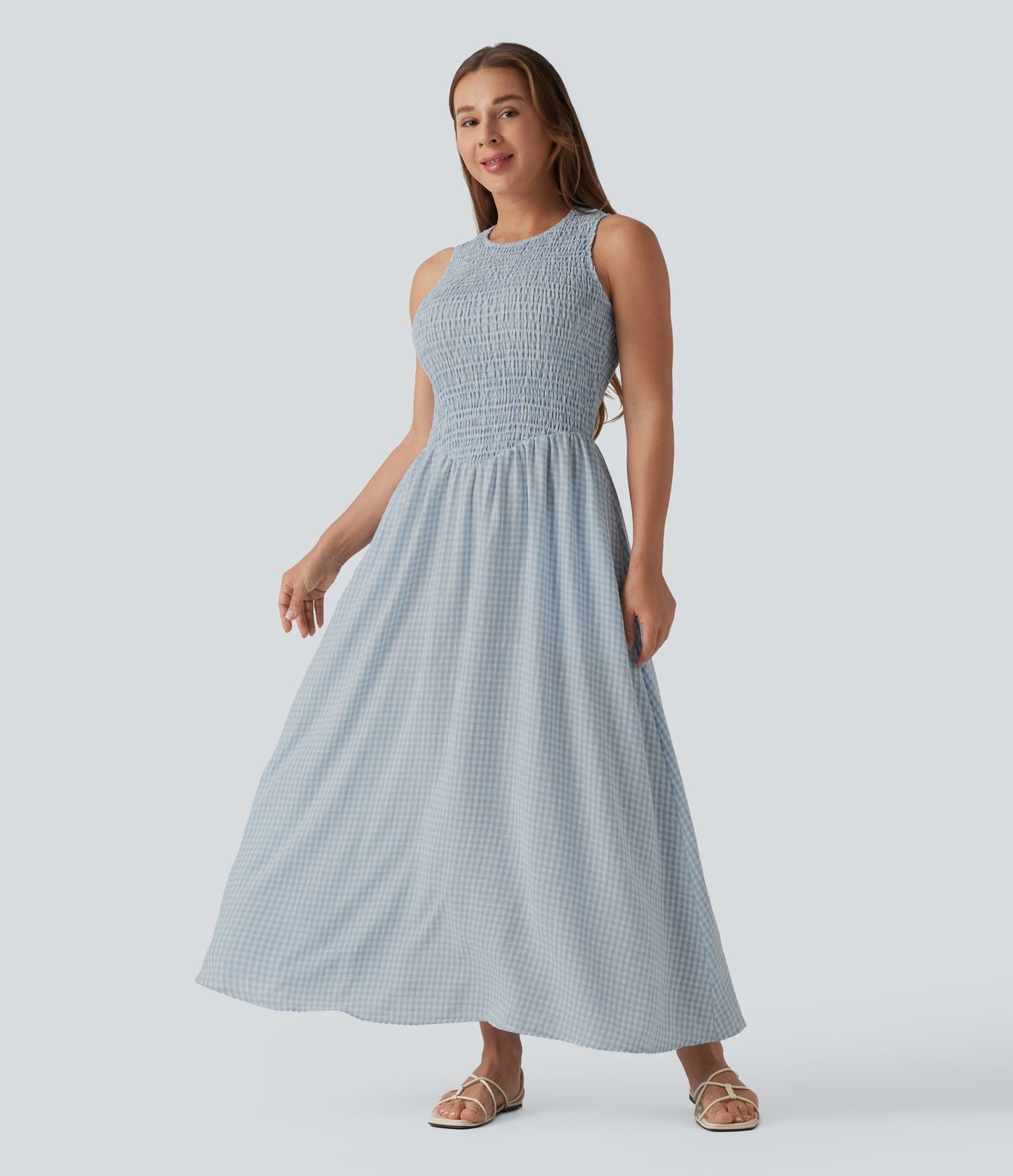 Robe midi fluide casual col rond sans manches à smocks et carreaux aspect lin avec poches