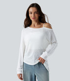 T-shirt décontracté semi-transparent une épaule dénudée à manches longues et ourlet asymétrique
