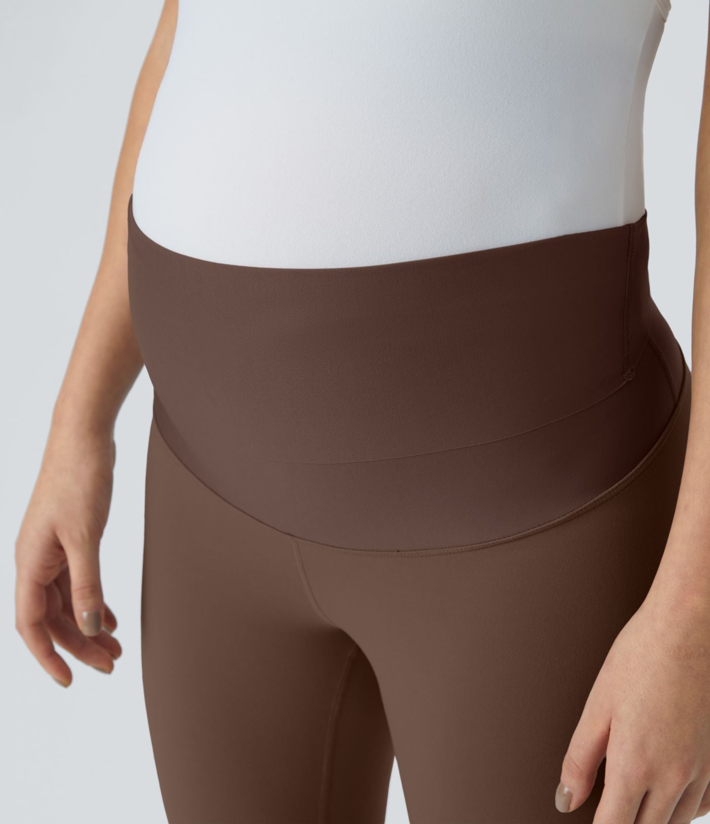 Legging 7/8 de yoga de maternité Softlyzero™ à taille très haute - Protection UPF50+