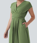 Robe midi Breezeful™ col V manches courtes à liens dans le dos séchage rapide avec poches latérales