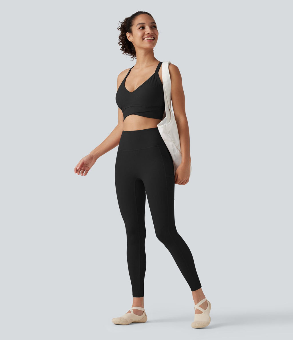 Brassière de yoga Halara UltraSculpt™ côtelée maintien léger à col V avec coussinets amovibles