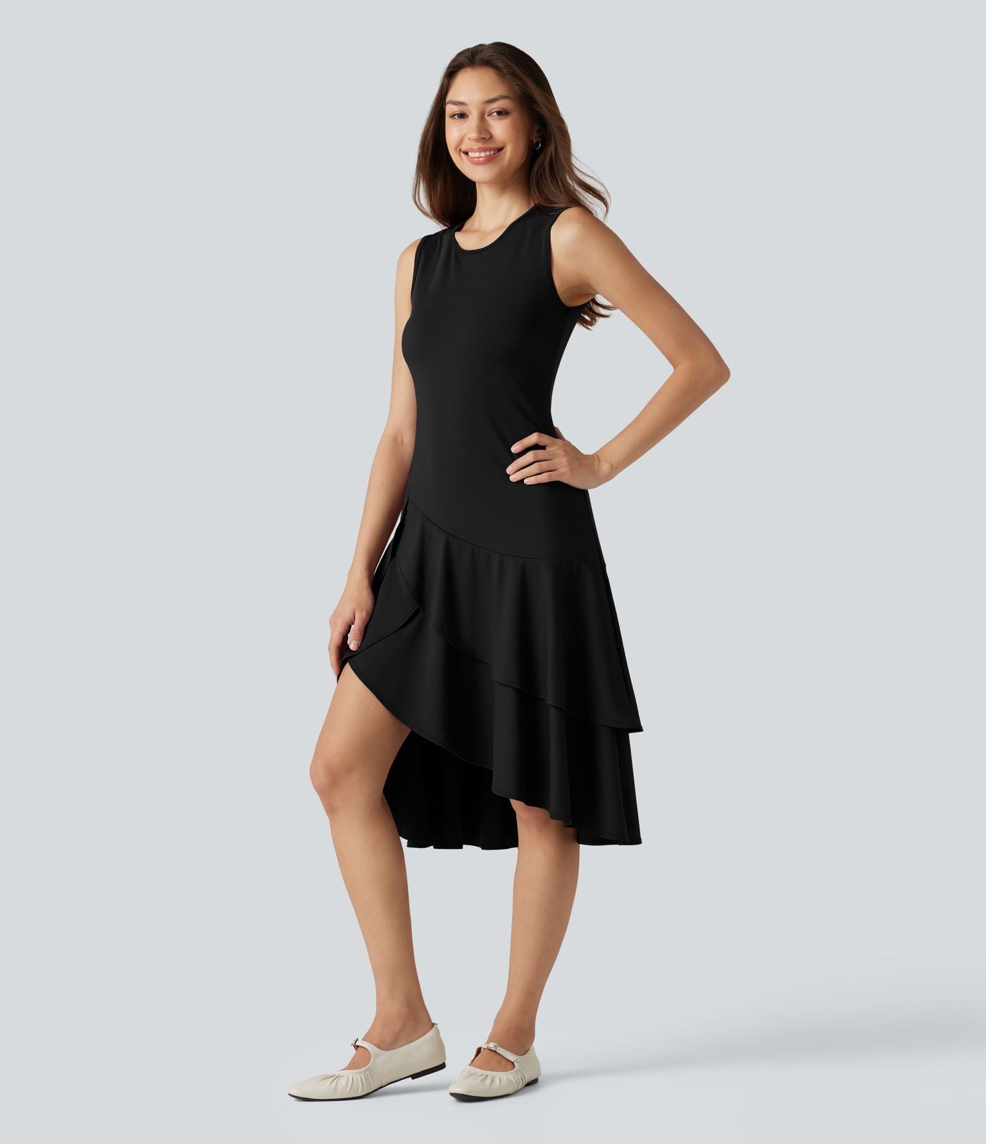 Robe midi décontractée SoftlyZero™ Airy col rond, sans manches, ourlet à volants étagés, à effet frais InstantCool
