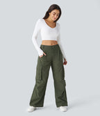 Pantalon cargo décontracté à taille moyenne, jambes larges, boutons, fermeture éclair et poches latérales