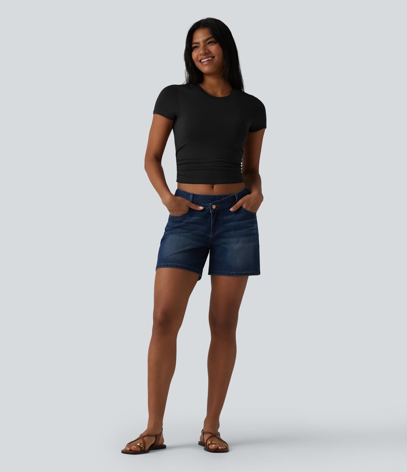 T-shirt casual Halara en jersey de coton col rond à manches courtes froncé avec brassière intégrée
