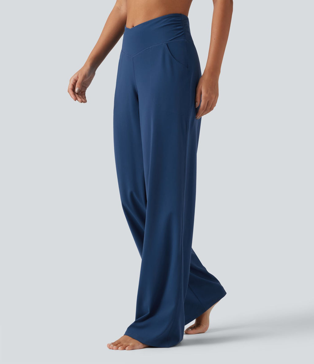 Pantalon de yoga Halara UltraSculpt™ taille haute, coupe droite et croisée, avec poches
