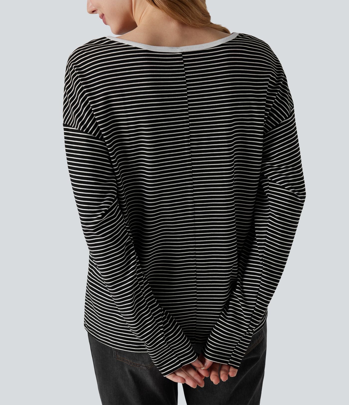 T-shirt rayé col V manches longues