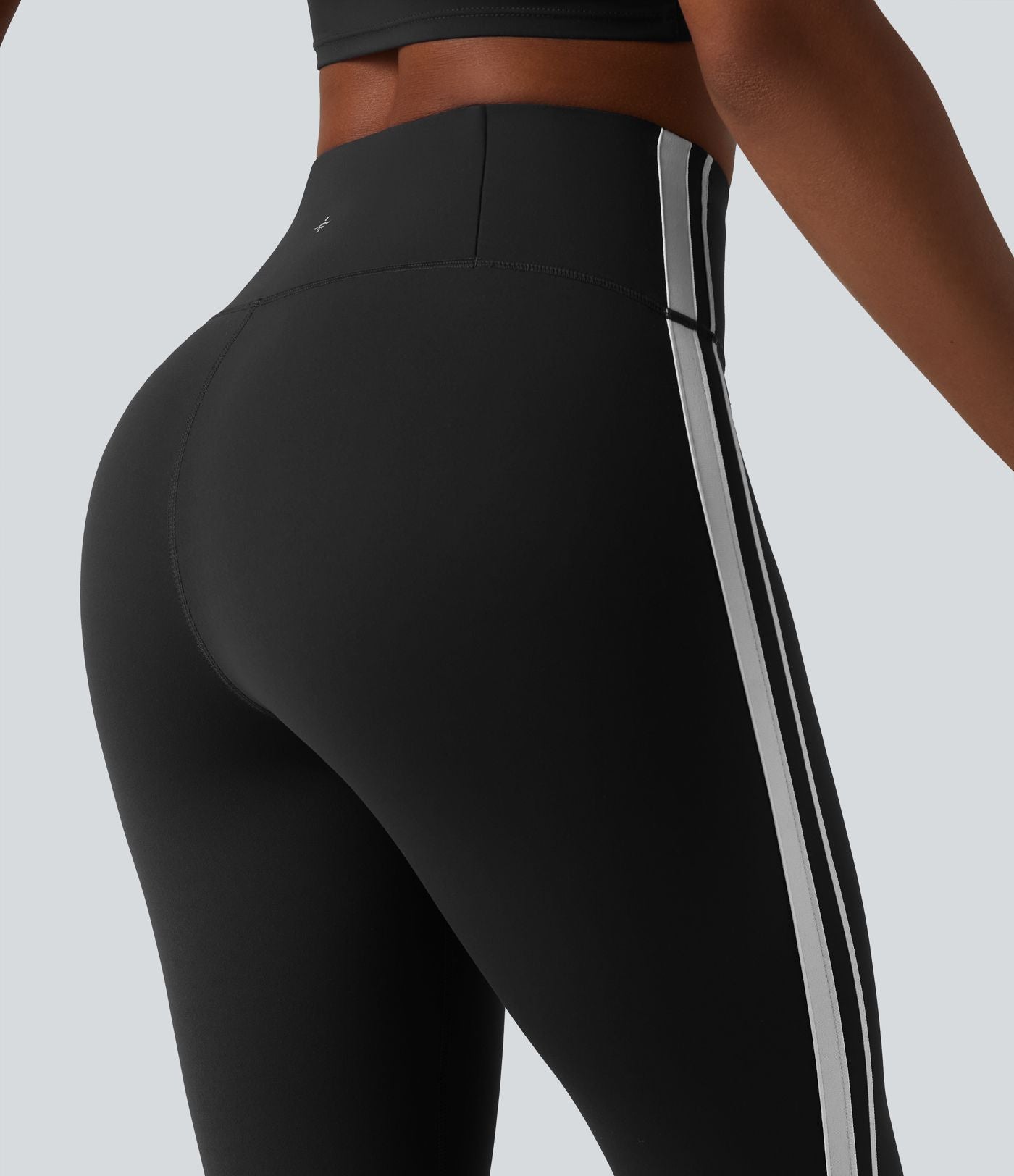 Halara UltraSculpt™ Legging de yoga ventre plat taille haute avec bandes latérales et poche