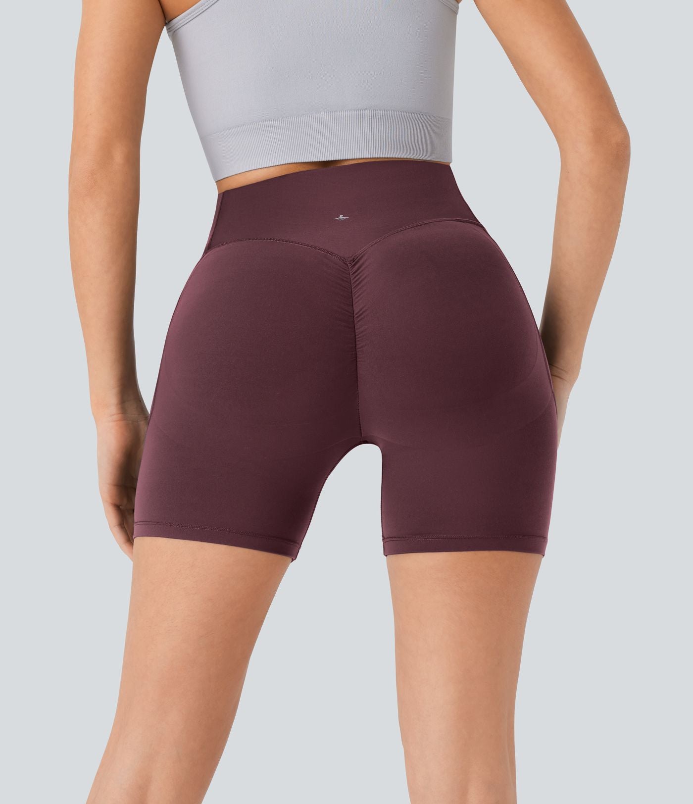 Short cycliste 12,5 cm d'entraînement gainant galbant taille haute avec effet scrunch et poches Halara UltraSculpt™