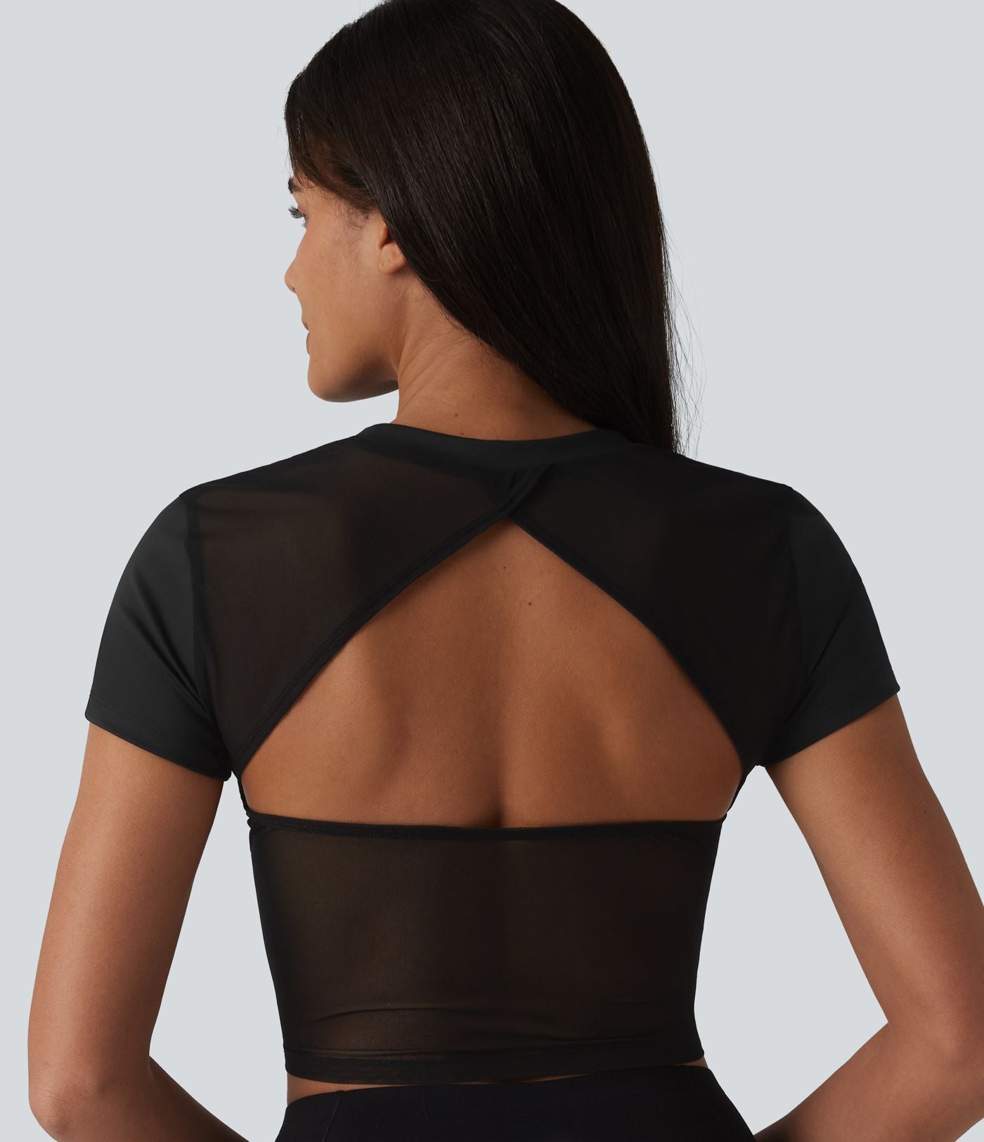 Haut de sport SoftlyZero™ Airy à col rond, manches courtes, dos échancré, mesh respirant à effet frais InstantCool, protection solaire UPF50+