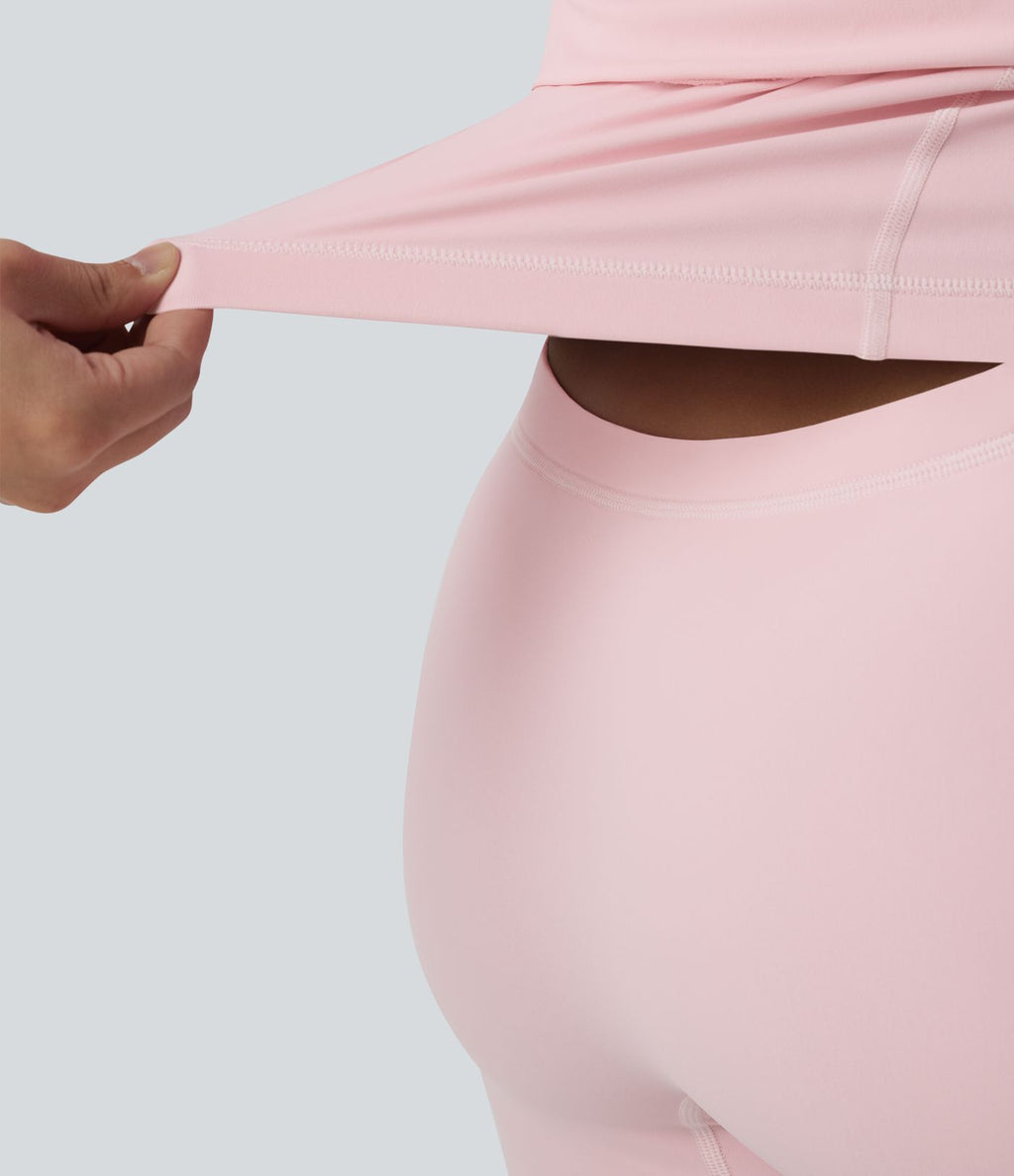 Robe de sport mini de yoga SoftlyZero™ Airy 2-en-1 effet frais InstantCool col rond à manches courtes, demi-zip et poches, accès facile Easy Peasy