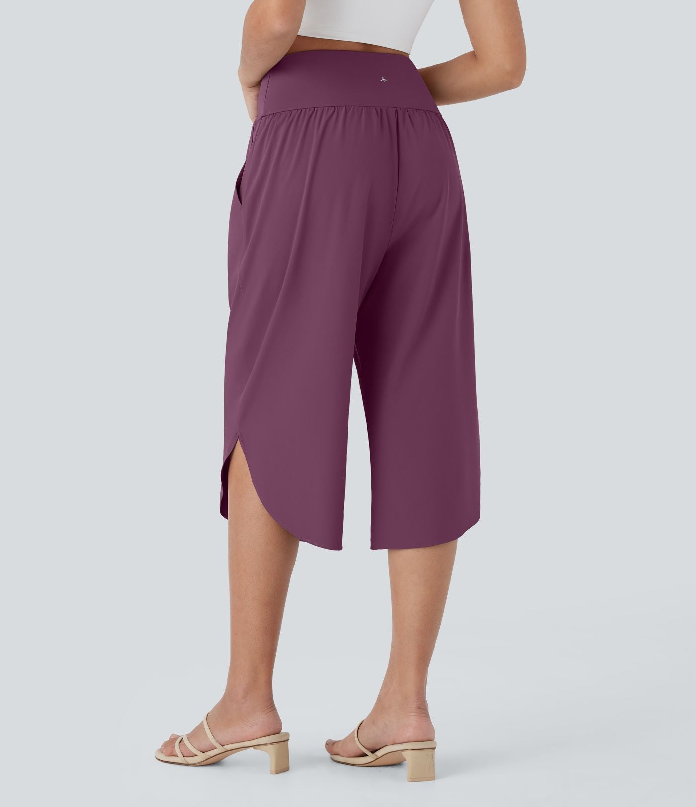 Pantalon capri de vacances Breezeful™ taille haute croisée avec poches latérales, fente et séchage rapide