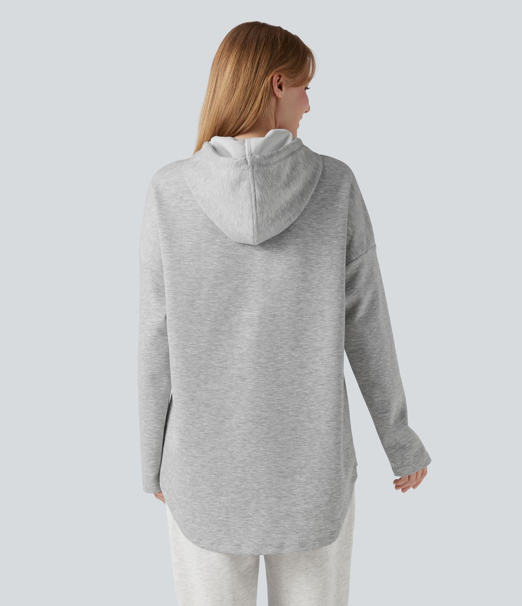 Sweat-shirt à capuche avec cordon de serrage à manches longues et ourlet arrondi avec poche