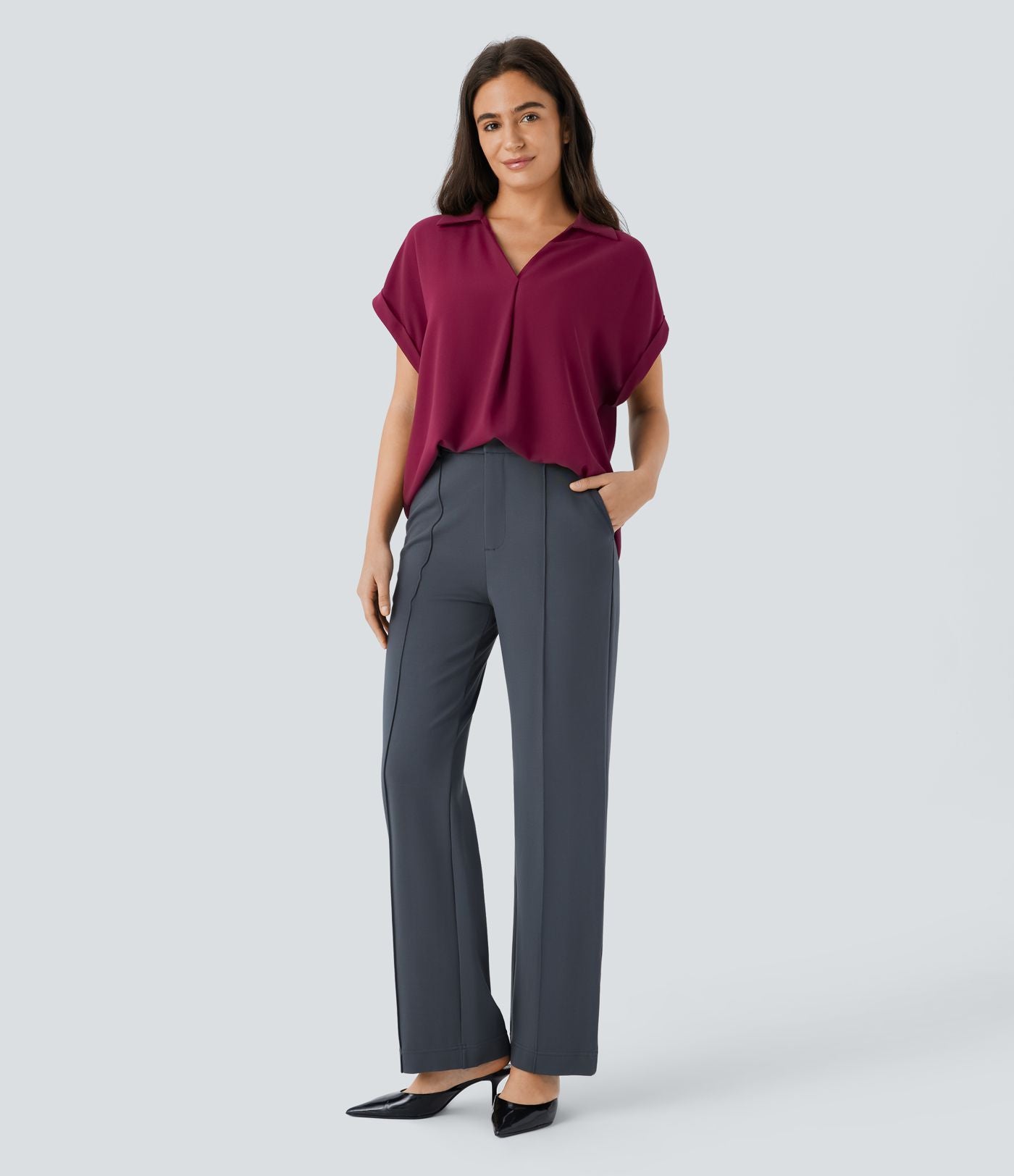 Chemise de travail col V avec ourlet arrondi