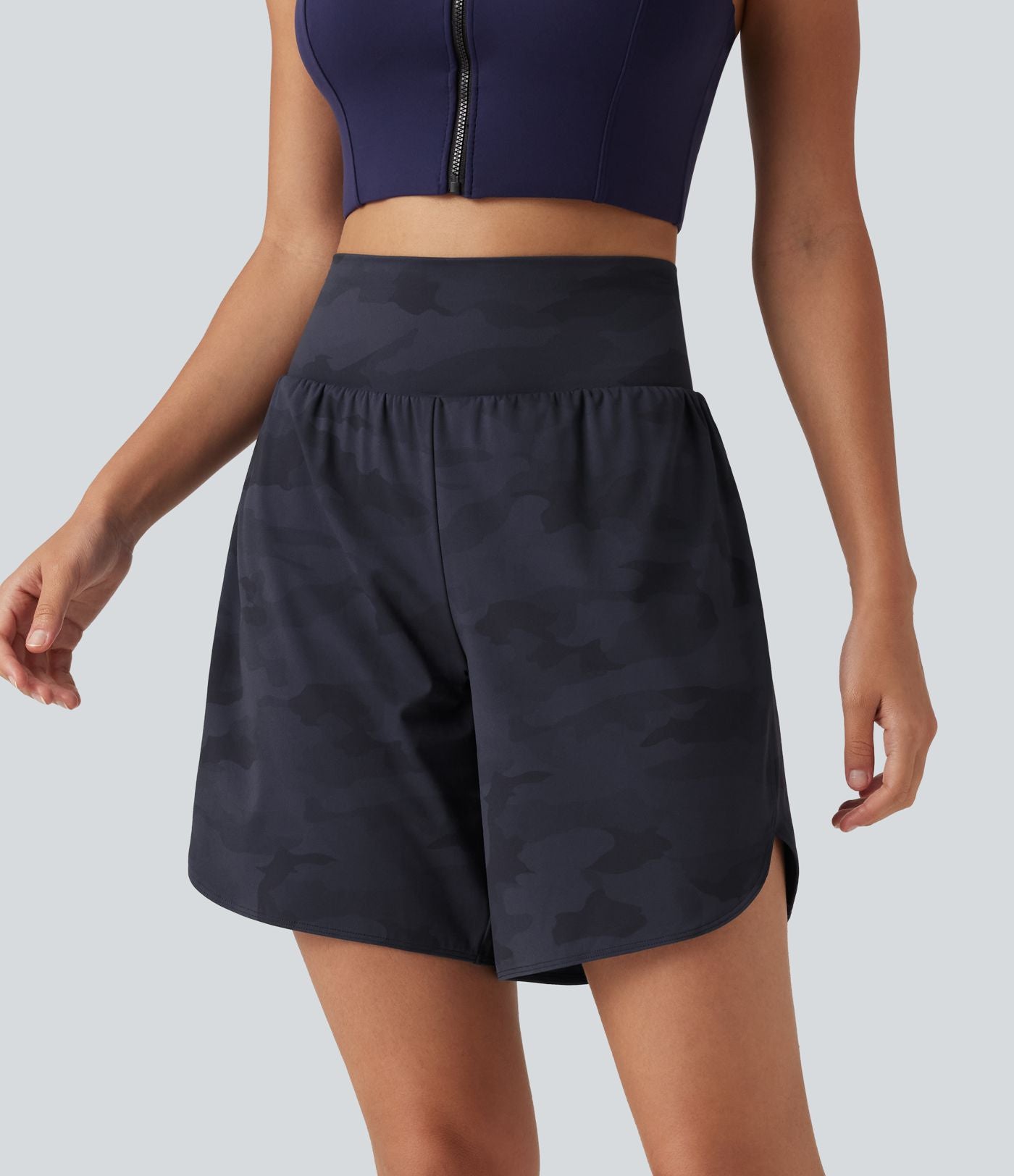 Short de running Halara UltraSculpt™ gainant taille haute imprimé camouflage avec ourlet arrondi et poche - 18 cm