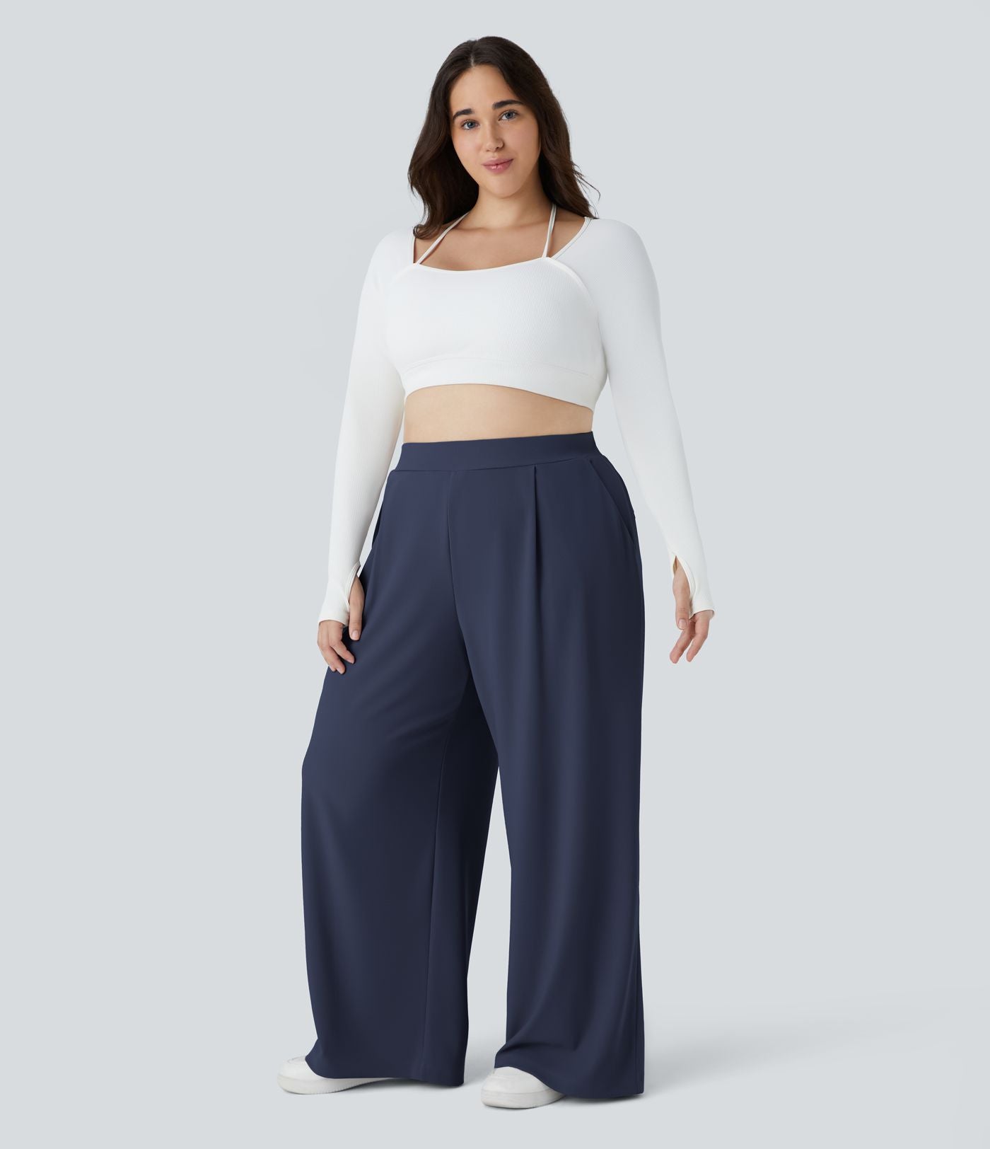Pantalon de travail grande taille Halara Flex™ à taille haute sculptante et amincissante, poches latérales, jambes larges et tissu micro-gaufré