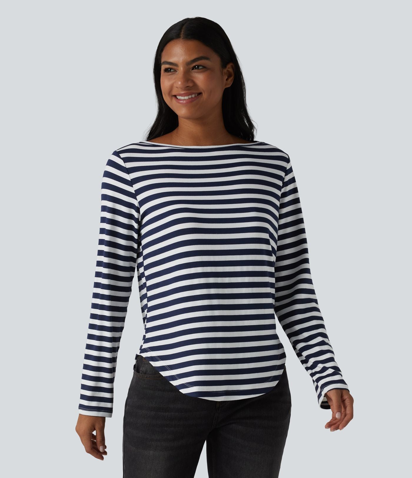 T-shirt casual rayé à col bateau, manches longues et ourlet arrondi