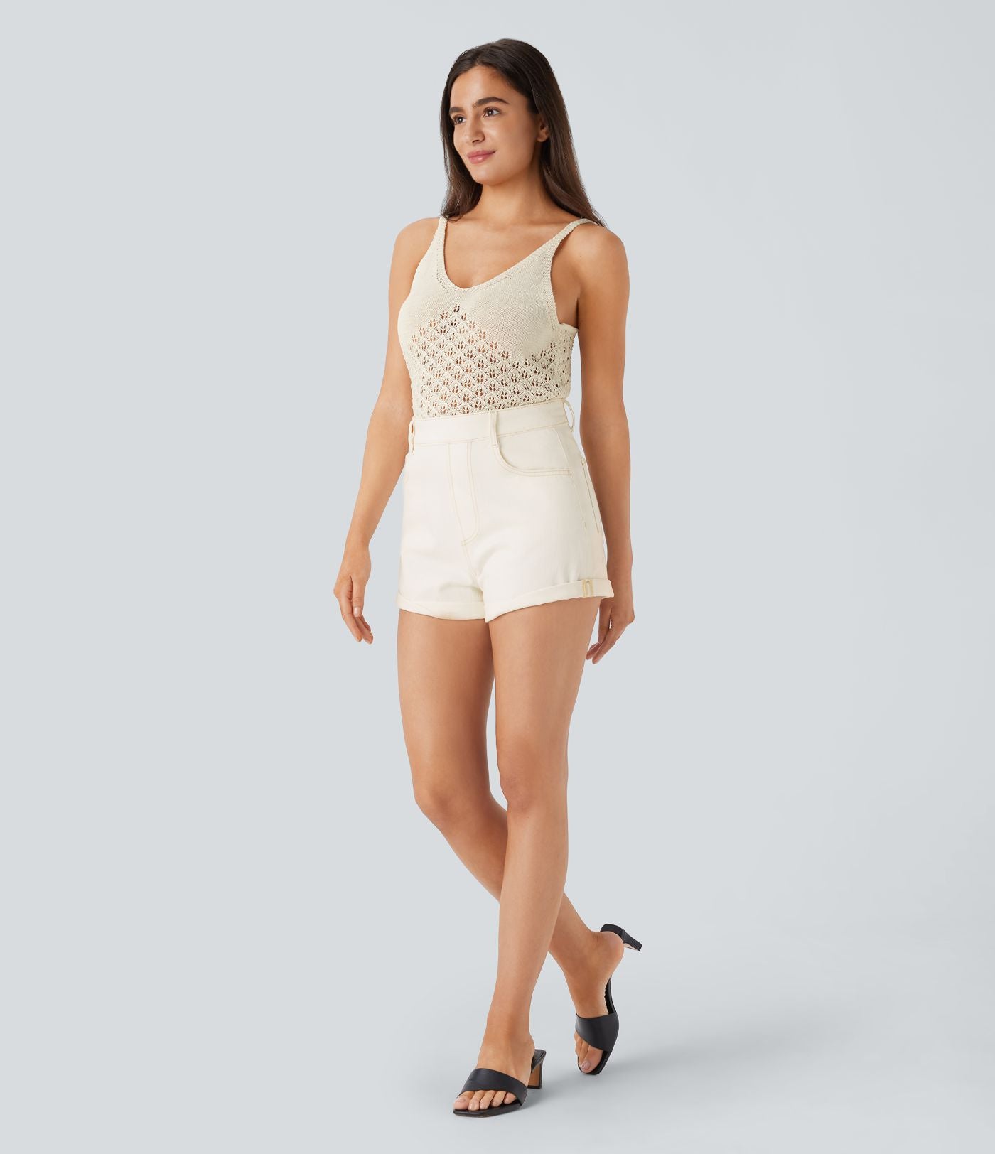 Débardeur décolleté en V en maille avec dos nu et découpes