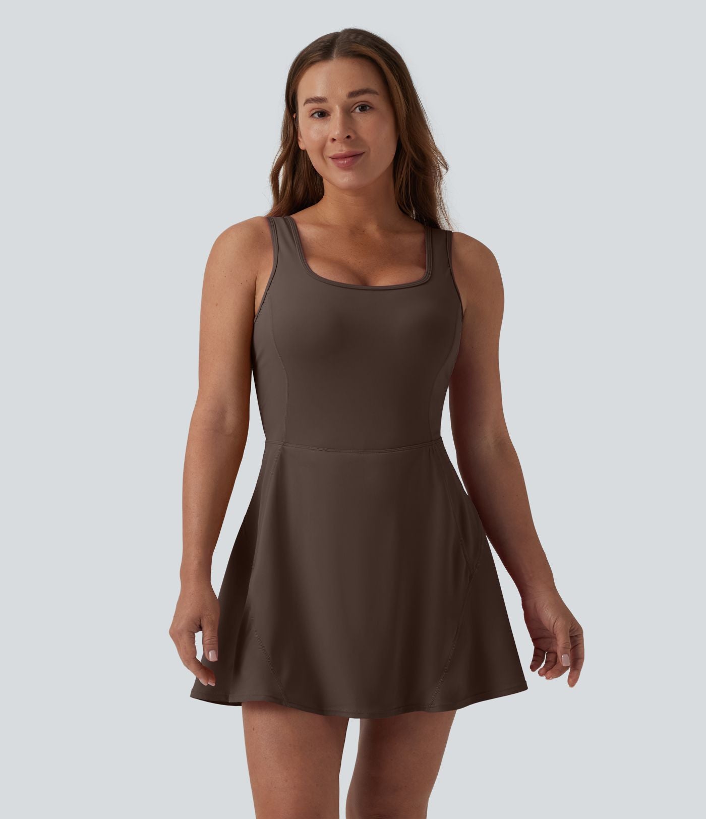 Robe de sport mini 2-en-1 SoftlyZero™ Airy col U poches effet frais InstantCool danse bonnets E-G, accès facile Easy Peasy