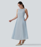 Robe longue fluide casual aspect lin col bateau sans manches à carreaux avec poches