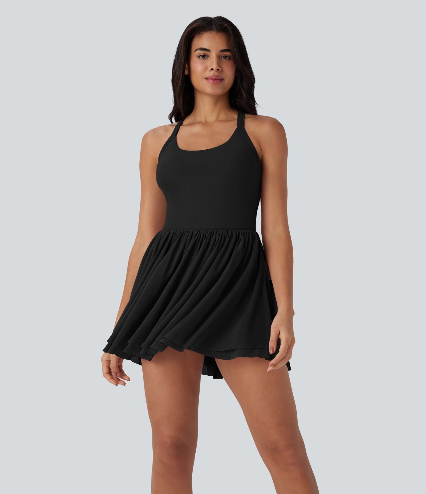Robe de danse courte 2-en-1 dos nu torsadée résille avec poche latérale
