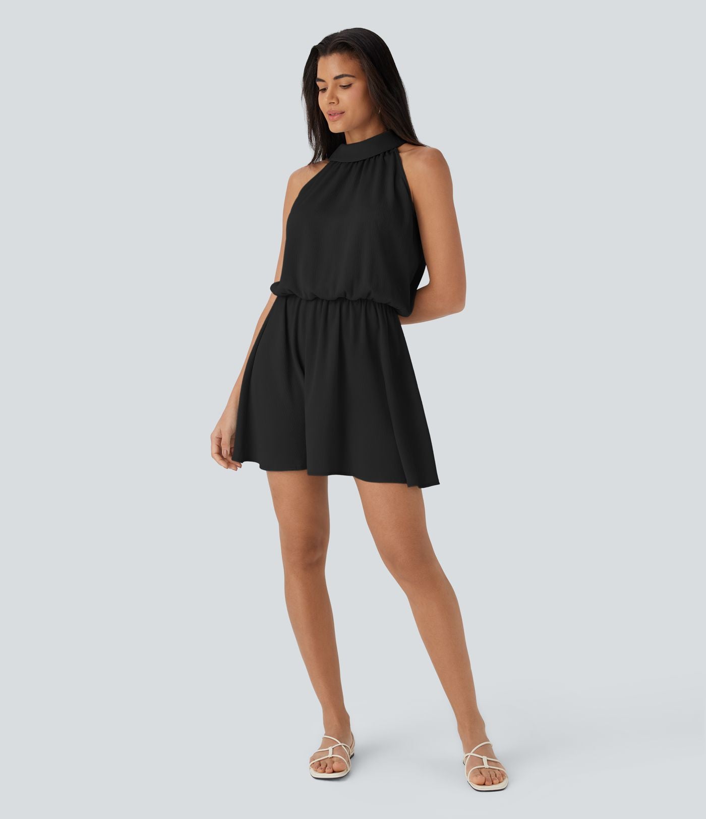 Robe de villégiature mini fluide à col licol et boutonnage