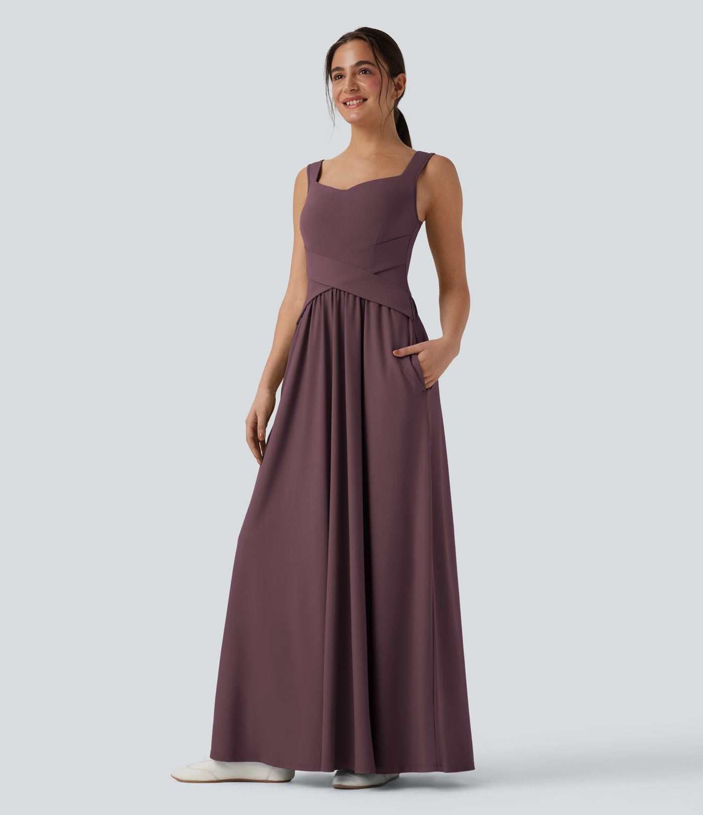 Robe maxi fluide dos nu, avec brassière intégrée et poches