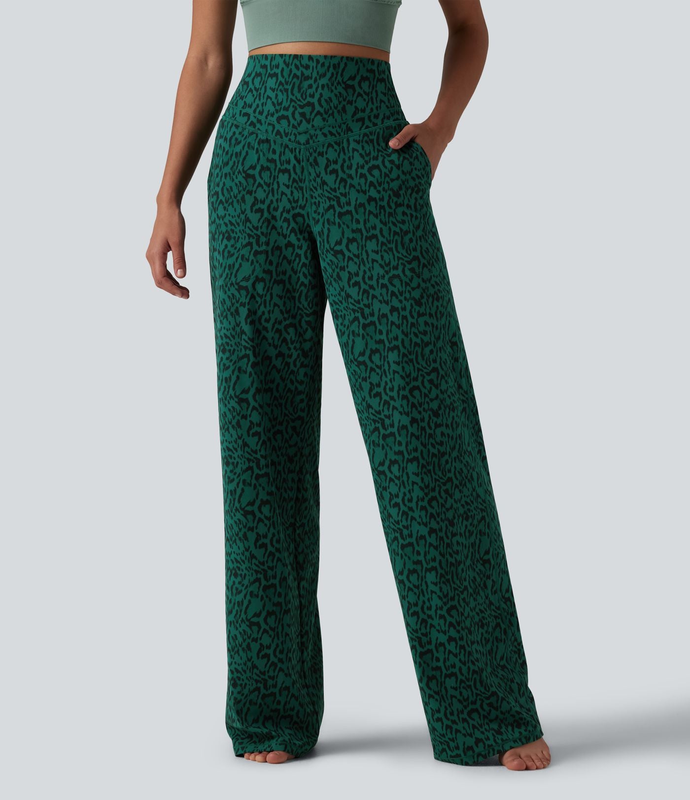 Pantalon de yoga jambes droites taille haute gainant imprimé léopard Halara UltraSculpt™ avec poches