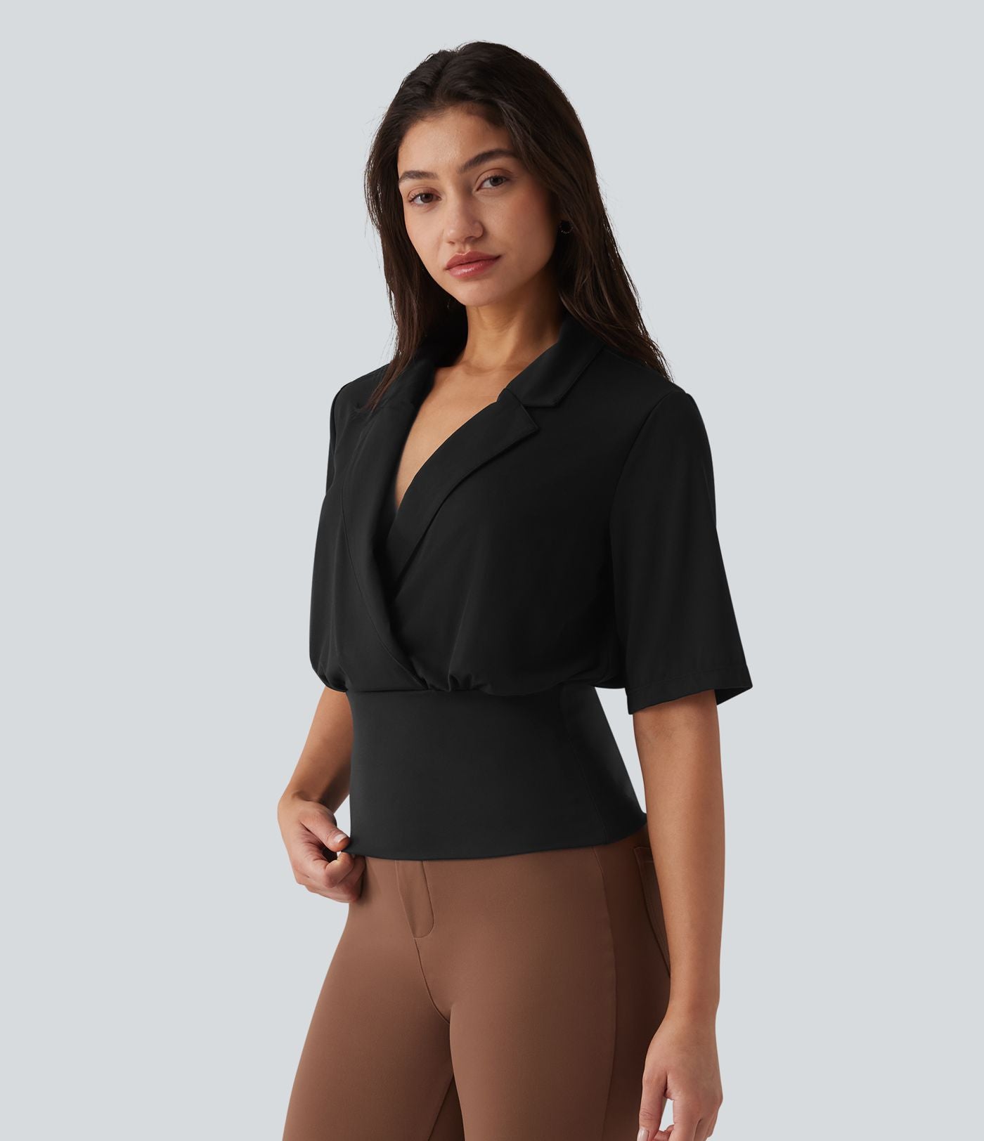Haut SoftlyZero™ à revers pour le bureau, manches courtes, taille cintrée, protection solaire UPF50+