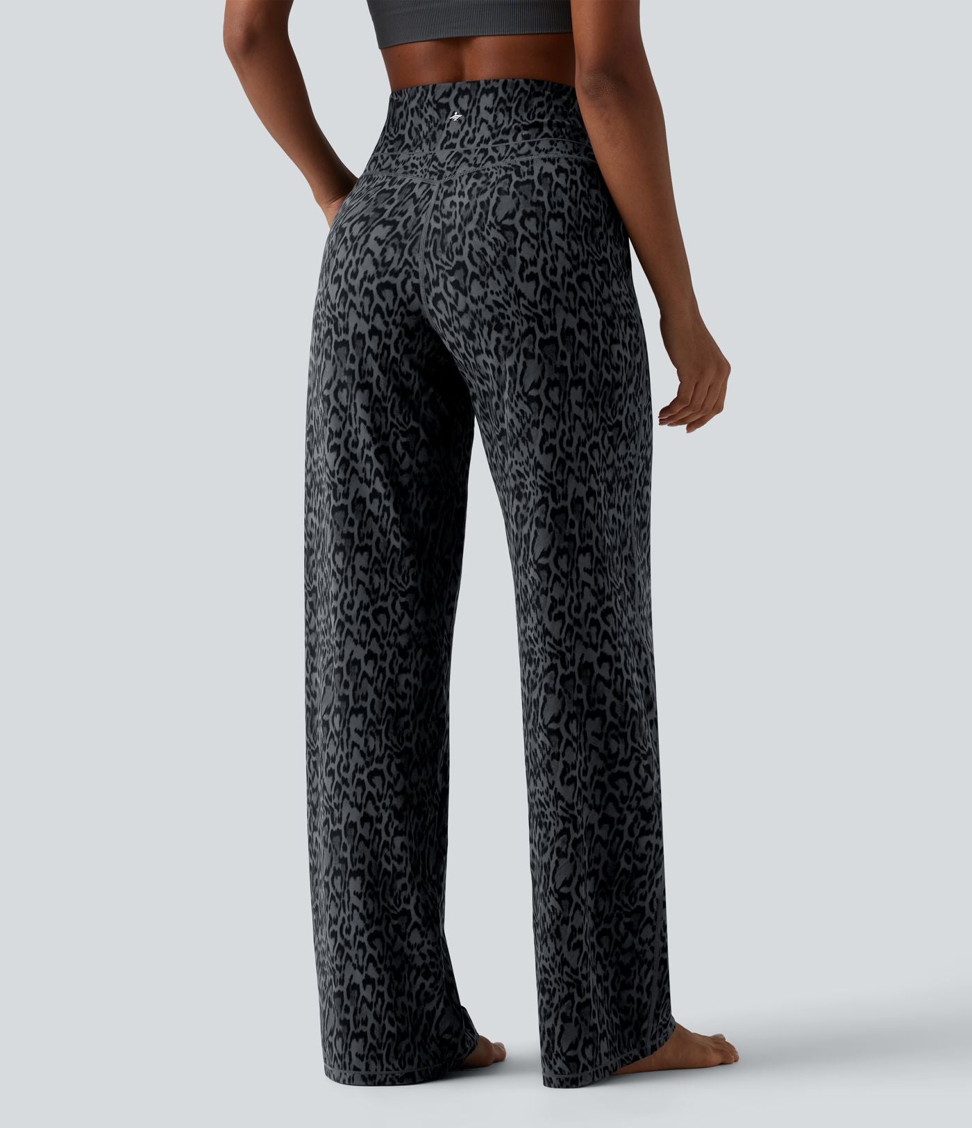 Pantalon de yoga jambes droites taille haute gainant imprimé léopard Halara UltraSculpt™ avec poches