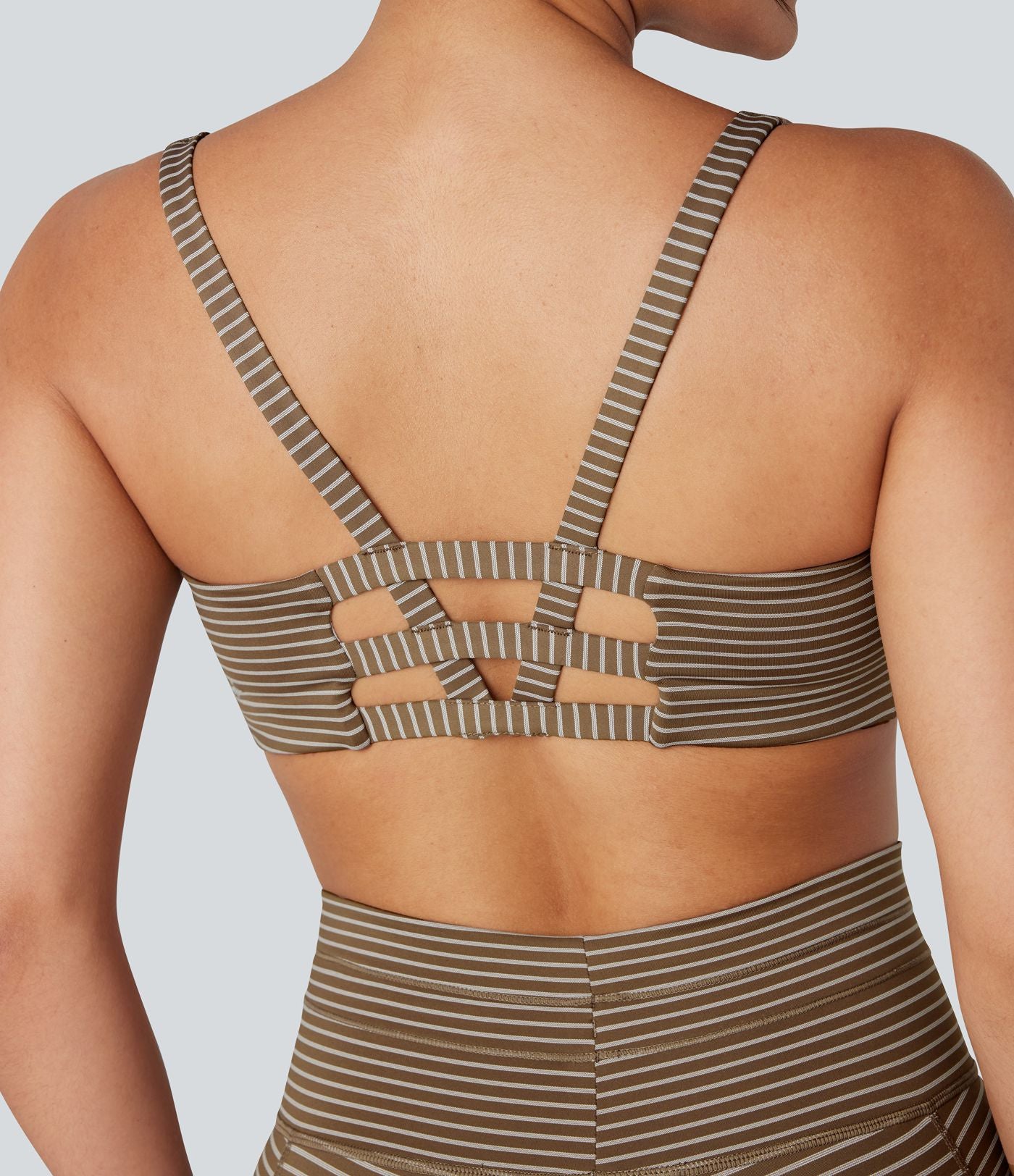 Brassière de sport yoga soutien léger col U à découpes rayé bonnets A-C