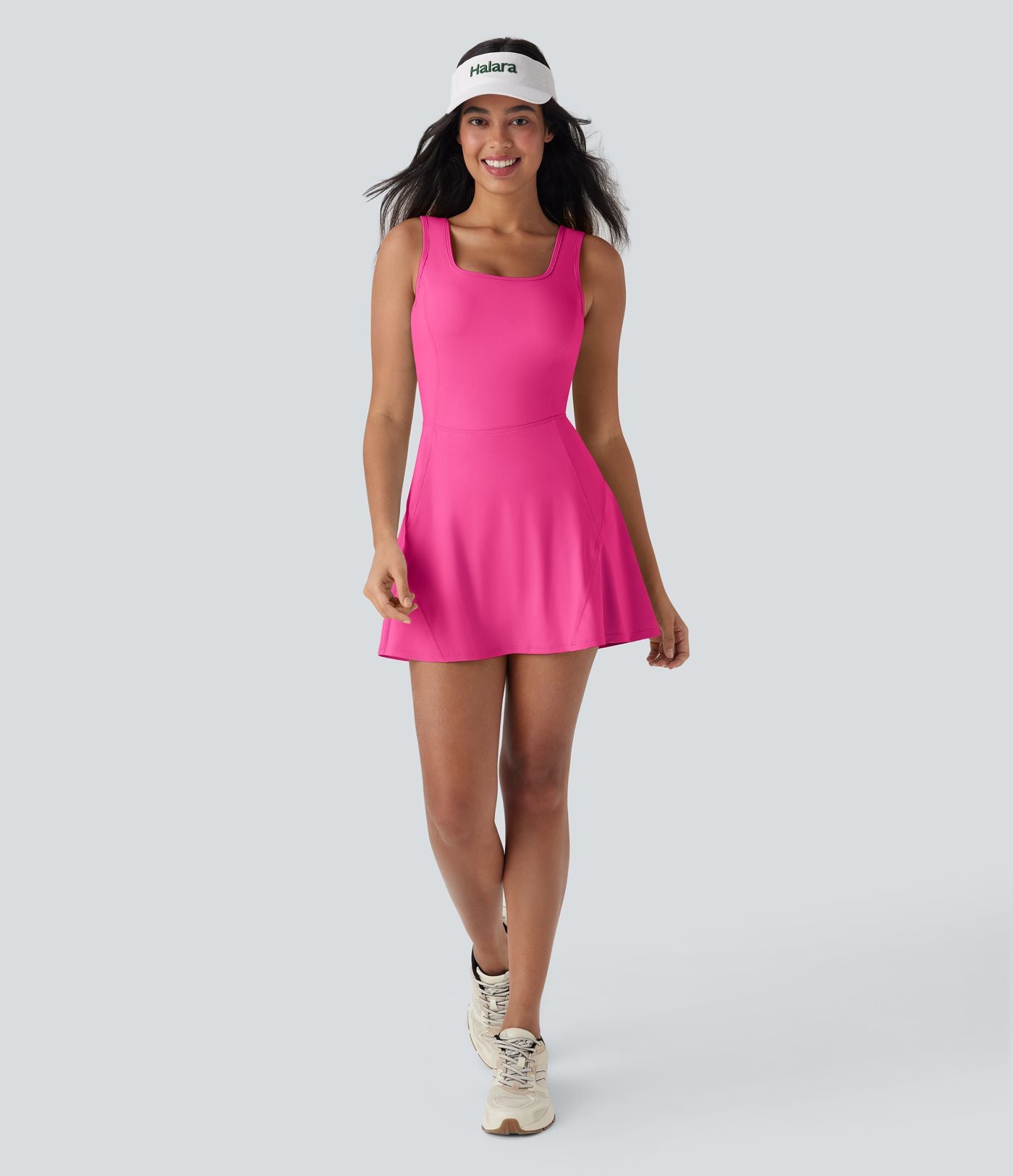Robe SoftlyZero™ Airy de danse mini 2-en-1 dos nu, col U, bretelles croisées, poches latérales et effet frais InstantCool, accès facile Easy Peasy