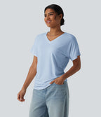 T-shirt décontracté uni à manches courtes, col V et fronces