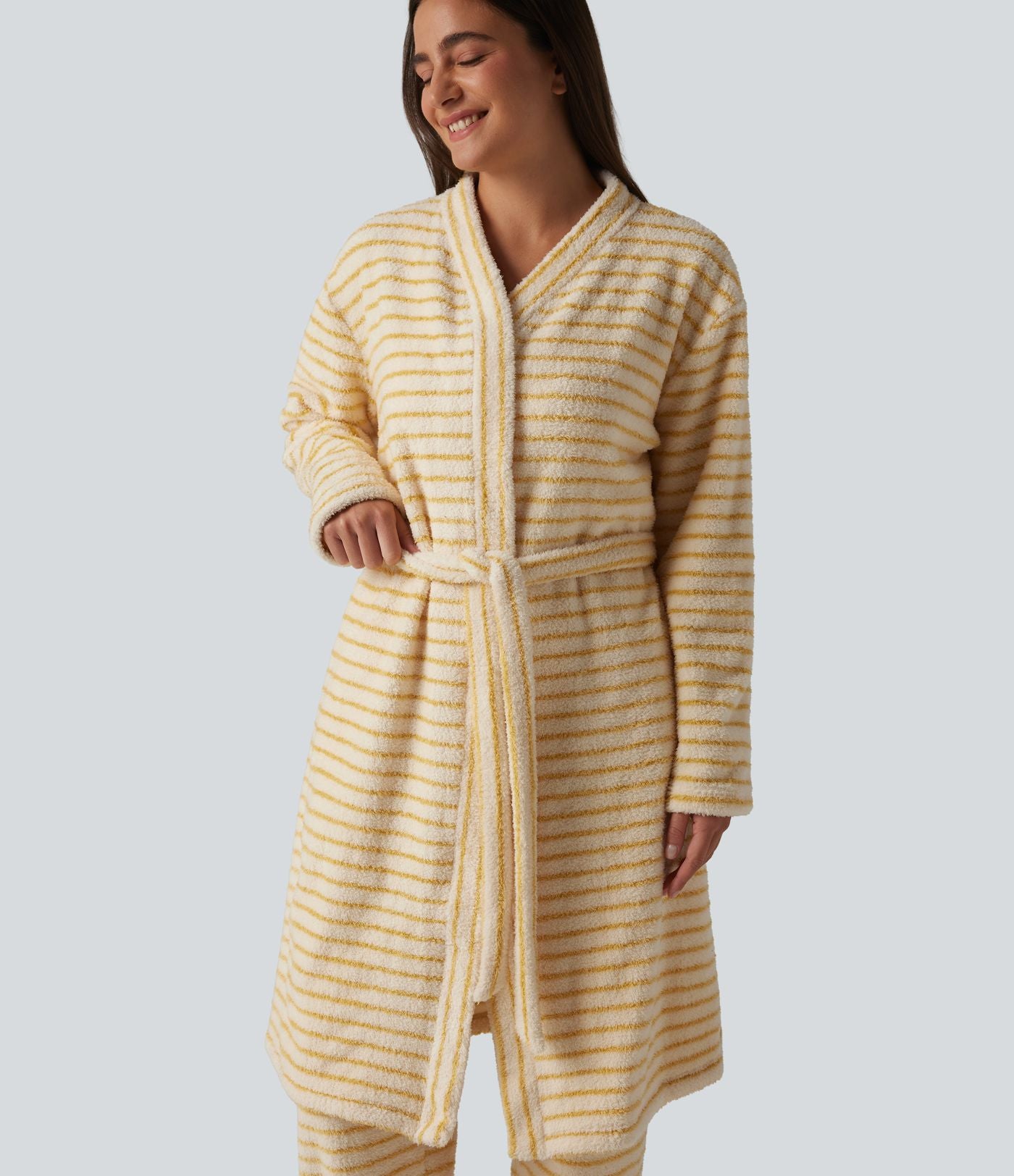 Robe d'intérieur longue en flanelle à rayures manches longues ouverte avec ceinture