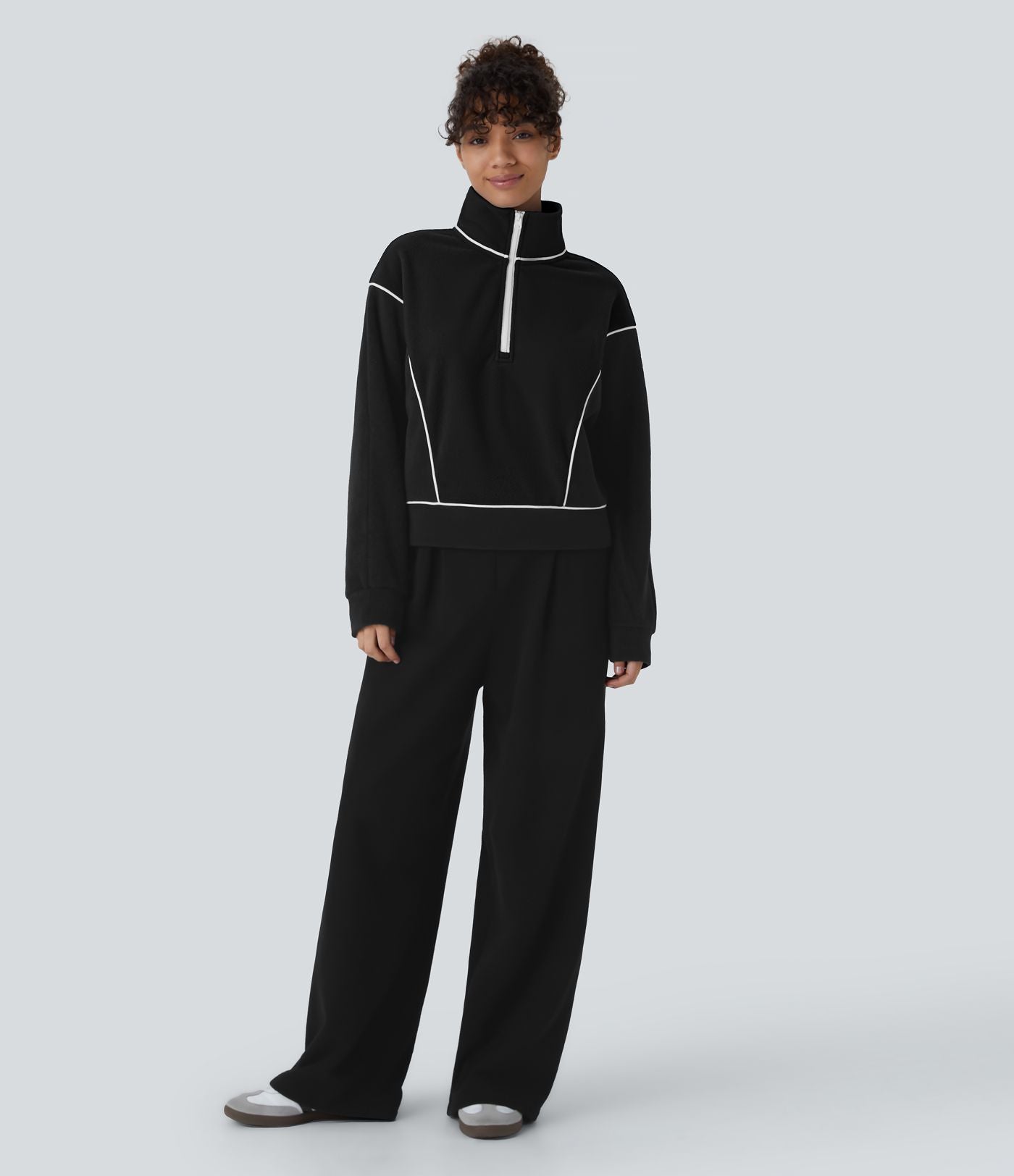 Sweat bicolore en polaire col montant avec demi-zip et manches longues