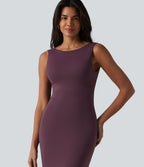 Robe midi sans manches col bateau avec brassière intégrée