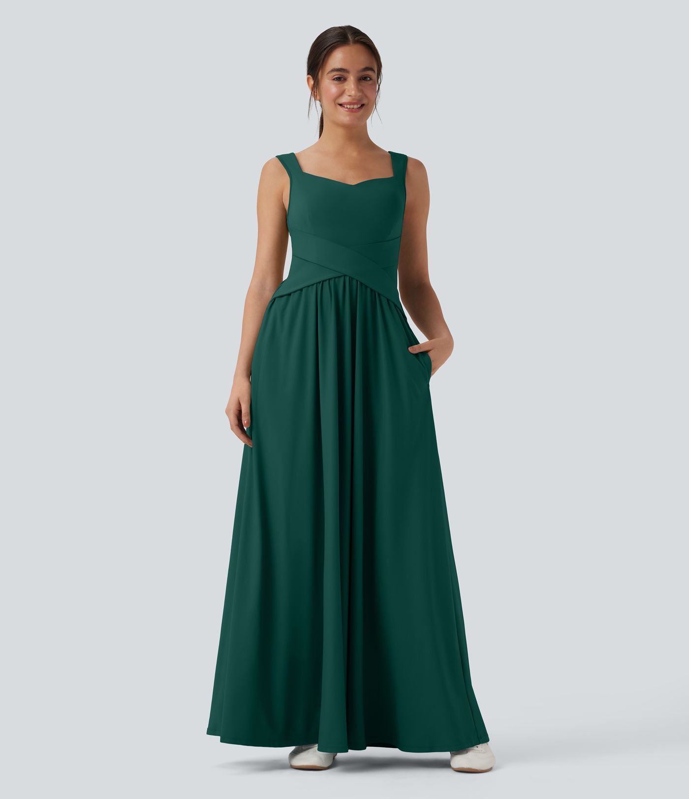 Robe maxi fluide dos nu, avec brassière intégrée et poches