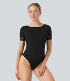 Body tailleur col bateau manches courtes dentelle contrastante