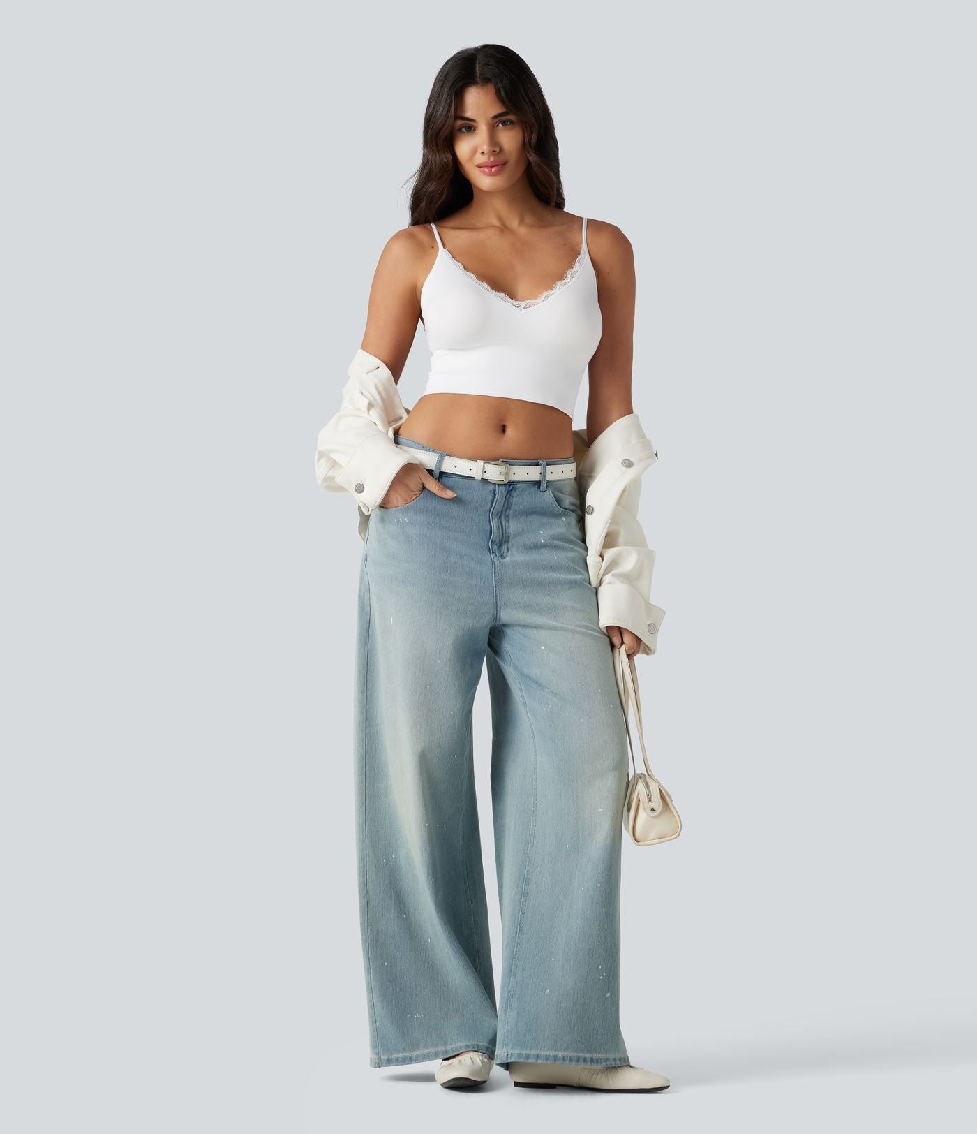 Brassière de sport décontractée OneForm Seamless Flow à maintien léger et dentelle contrastée