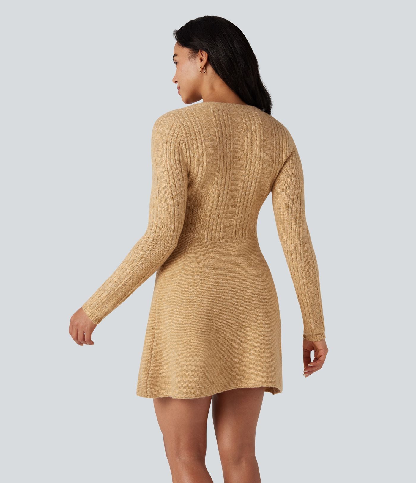 Robe pull courte col V manches longues
