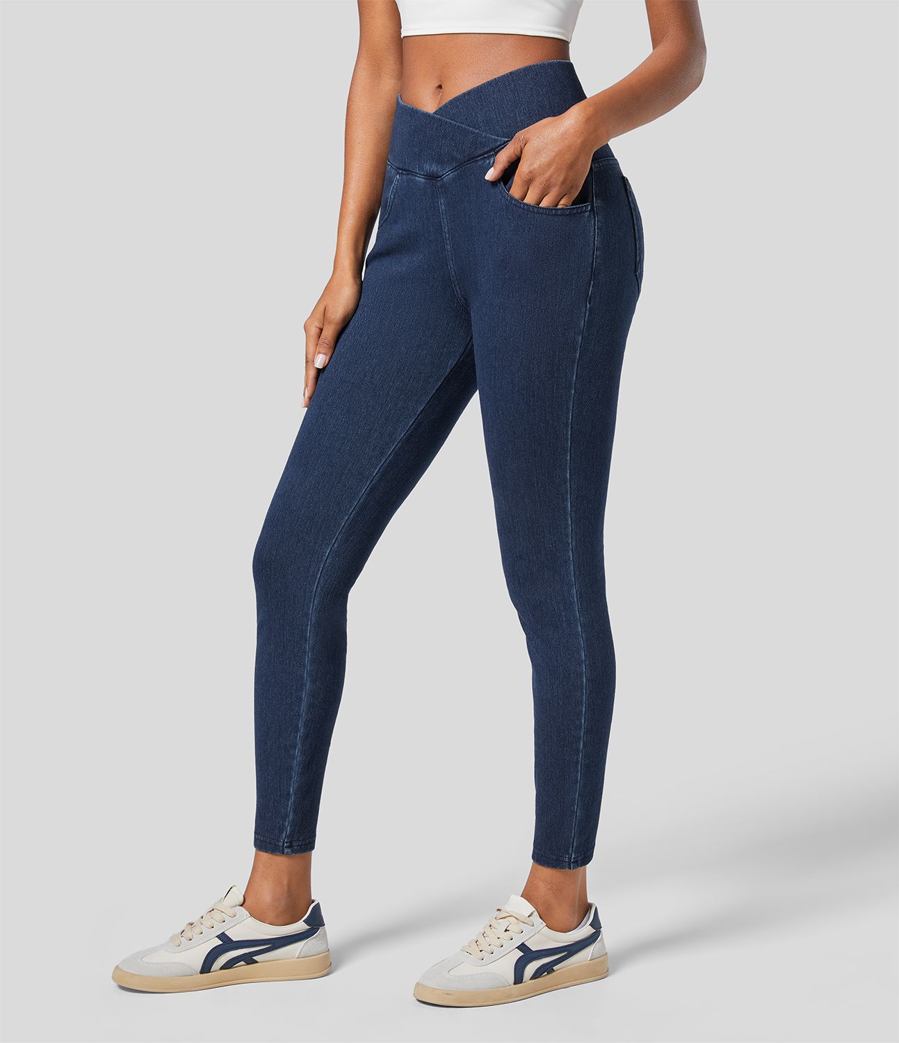 Halara Flex™ Denim Heat Legging casual 7/8 taille haute croisée avec poches