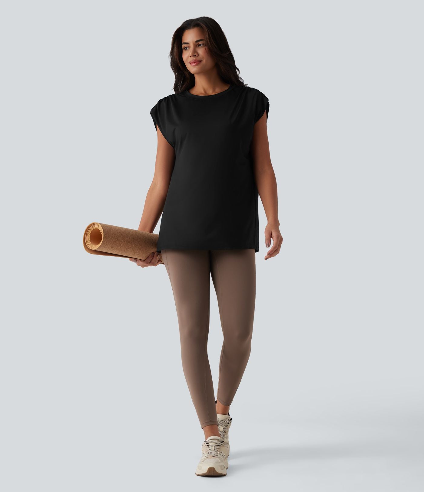 Top de sport yoga ample col rond sans manches avec fronces