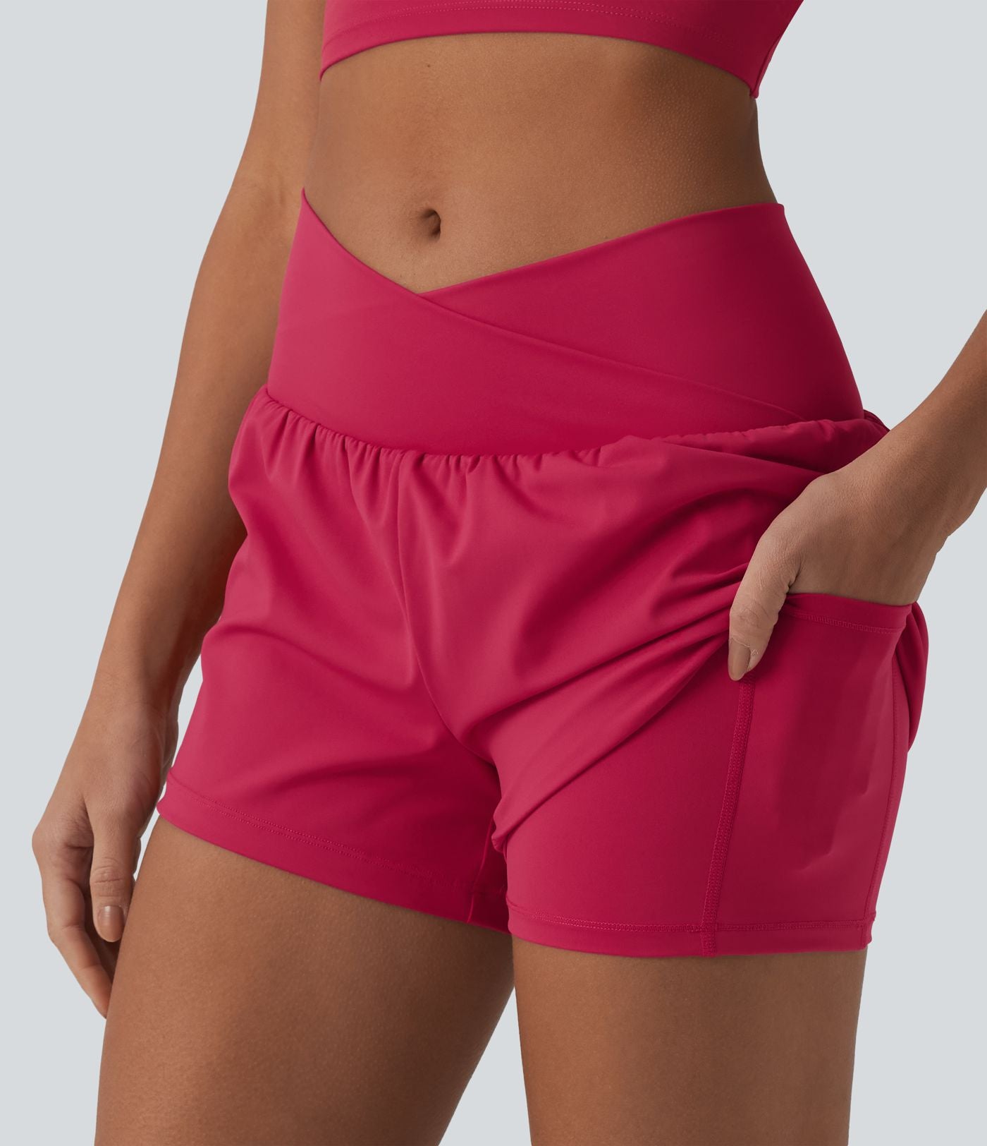 Short de yoga 2-en-1 SoftlyZero™ Airy croisé taille haute 7,5 cm effet frais InstantCool avec poches
