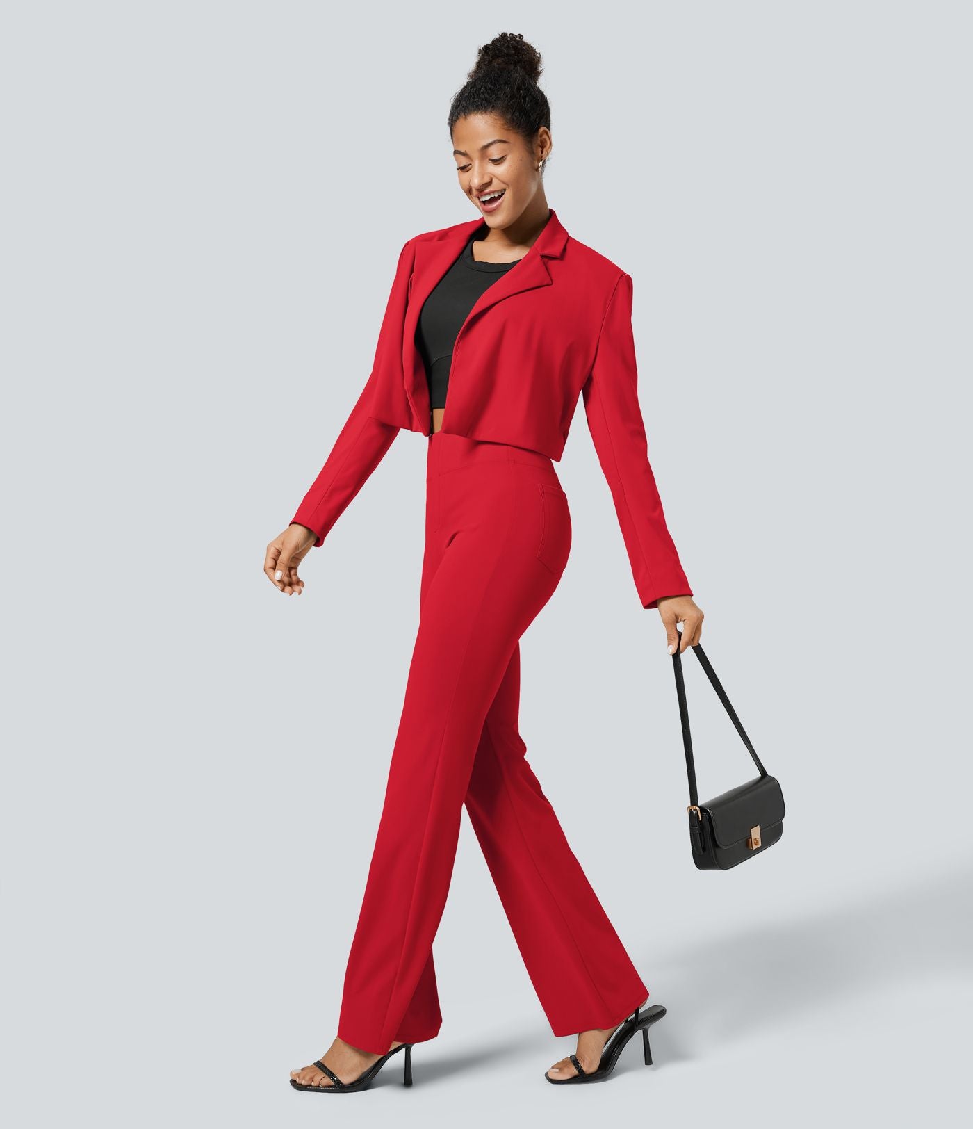 Pantalon tailleur légèrement évasé taille haute avec poches arrière Halara Flex™