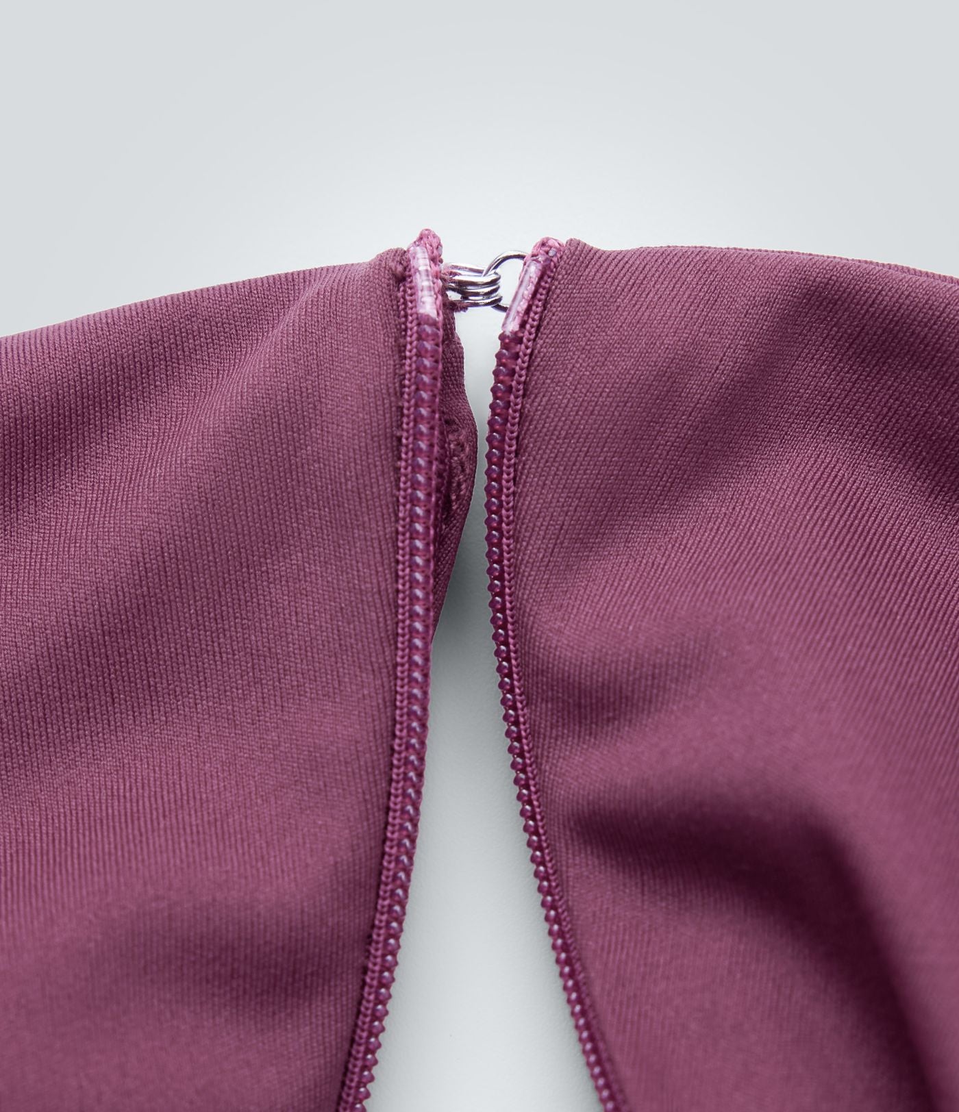Combinaison de soirée Breezeful™ asymétrique dos nu séchage rapide avec poches latérales